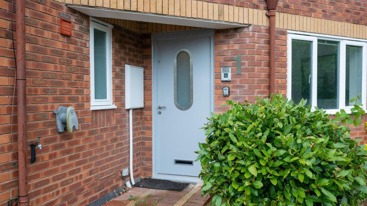 School Path Ironbridge Home With Roof Terrace エクステリア 写真